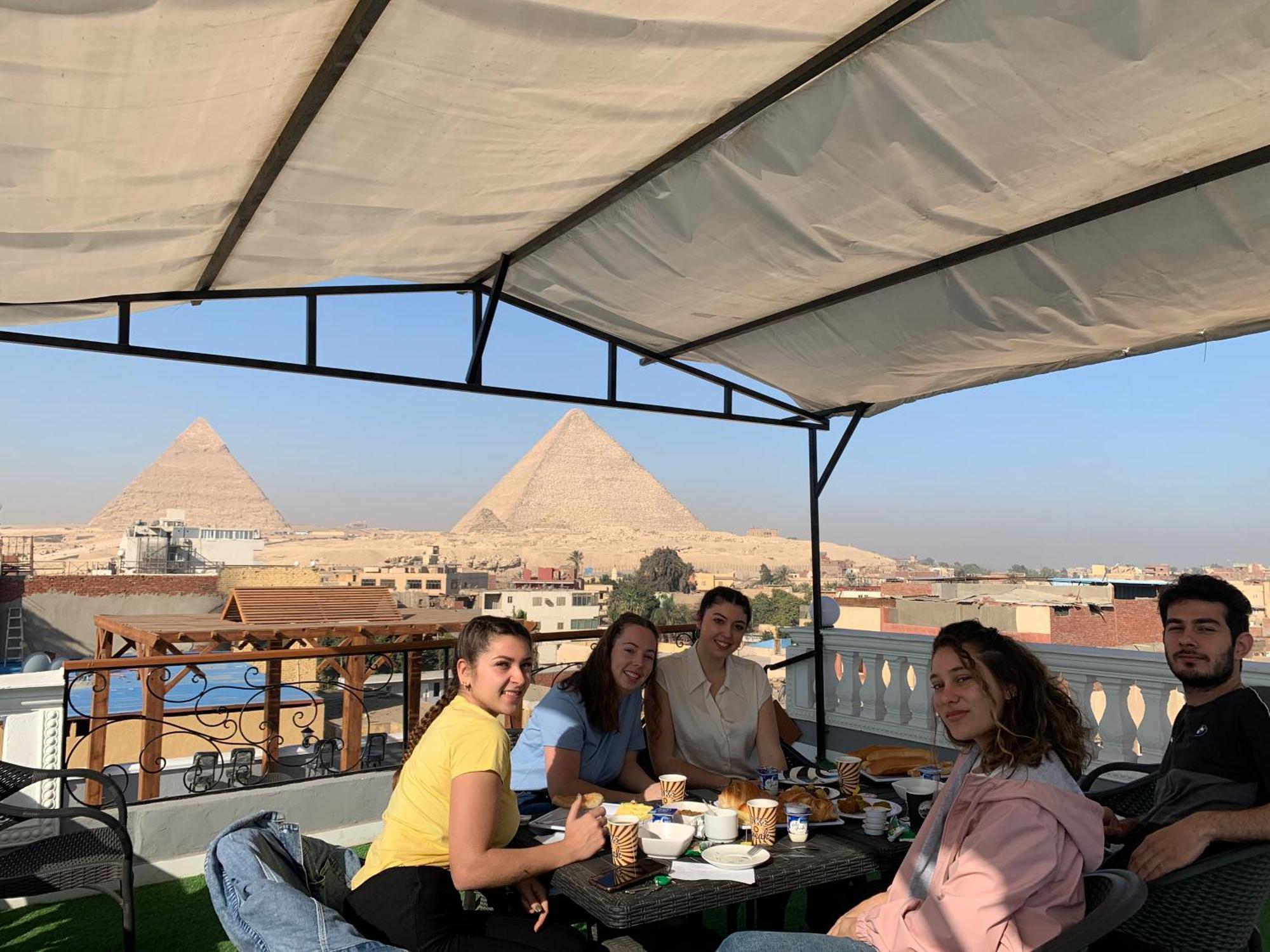 Pyramids Gate Hotel Kafrat al Jabal ภายนอก รูปภาพ