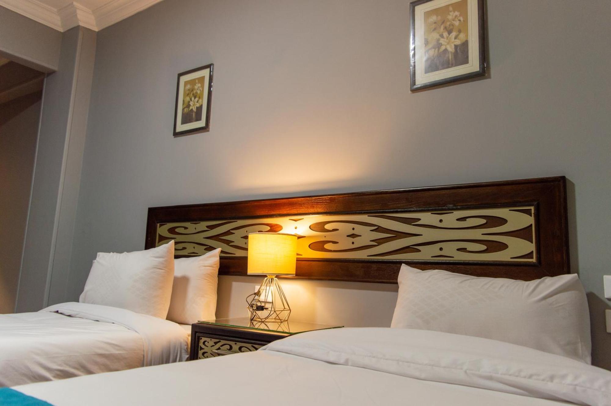 Pyramids Gate Hotel Kafrat al Jabal ภายนอก รูปภาพ