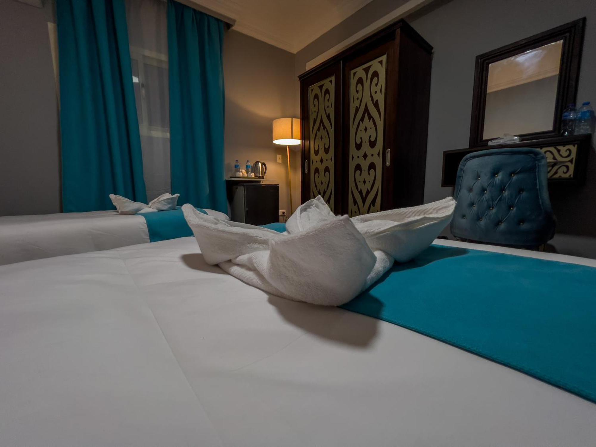 Pyramids Gate Hotel Kafrat al Jabal ภายนอก รูปภาพ