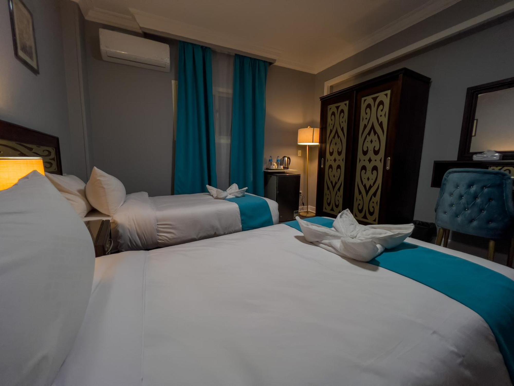Pyramids Gate Hotel Kafrat al Jabal ภายนอก รูปภาพ