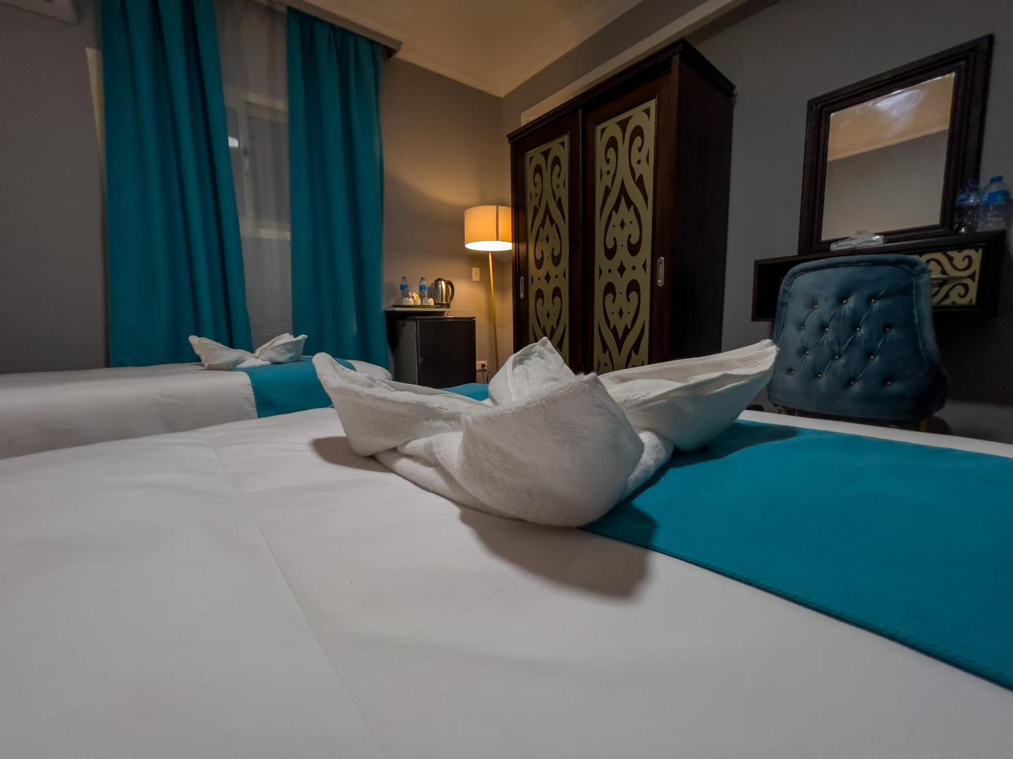 Pyramids Gate Hotel Kafrat al Jabal ภายนอก รูปภาพ