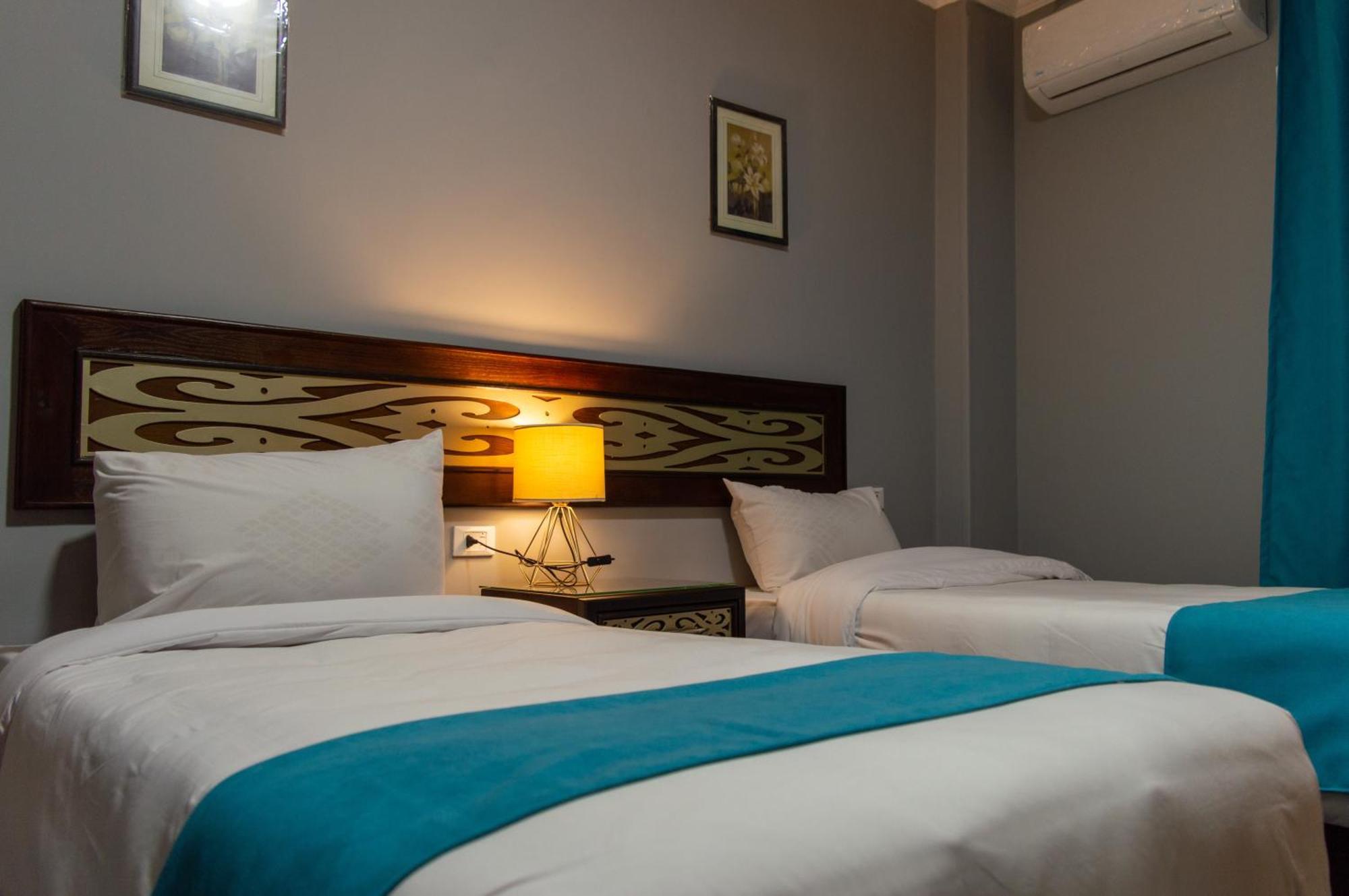 Pyramids Gate Hotel Kafrat al Jabal ภายนอก รูปภาพ