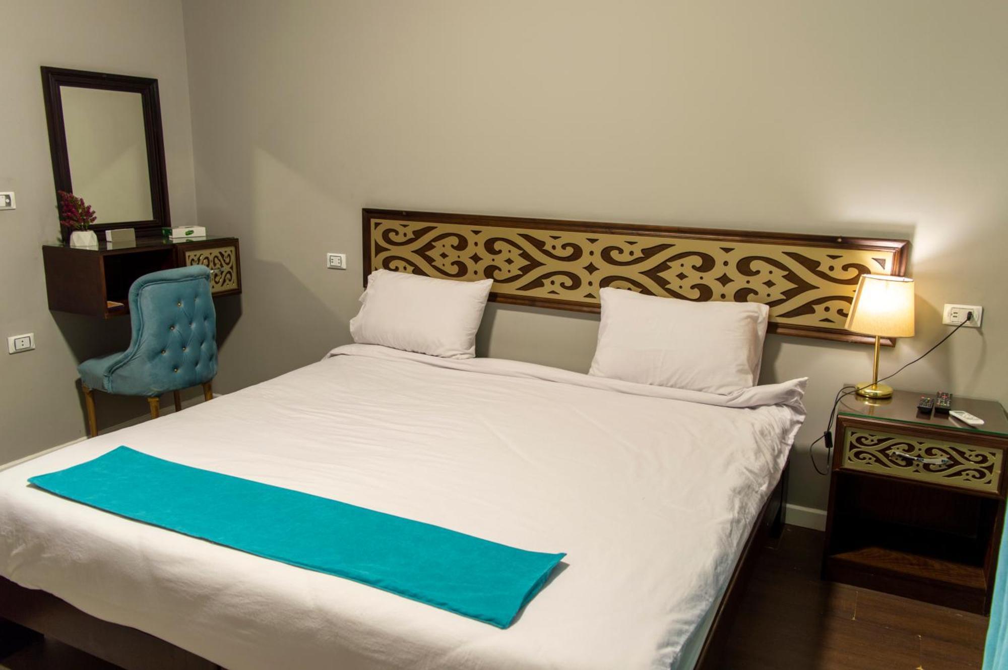Pyramids Gate Hotel Kafrat al Jabal ภายนอก รูปภาพ