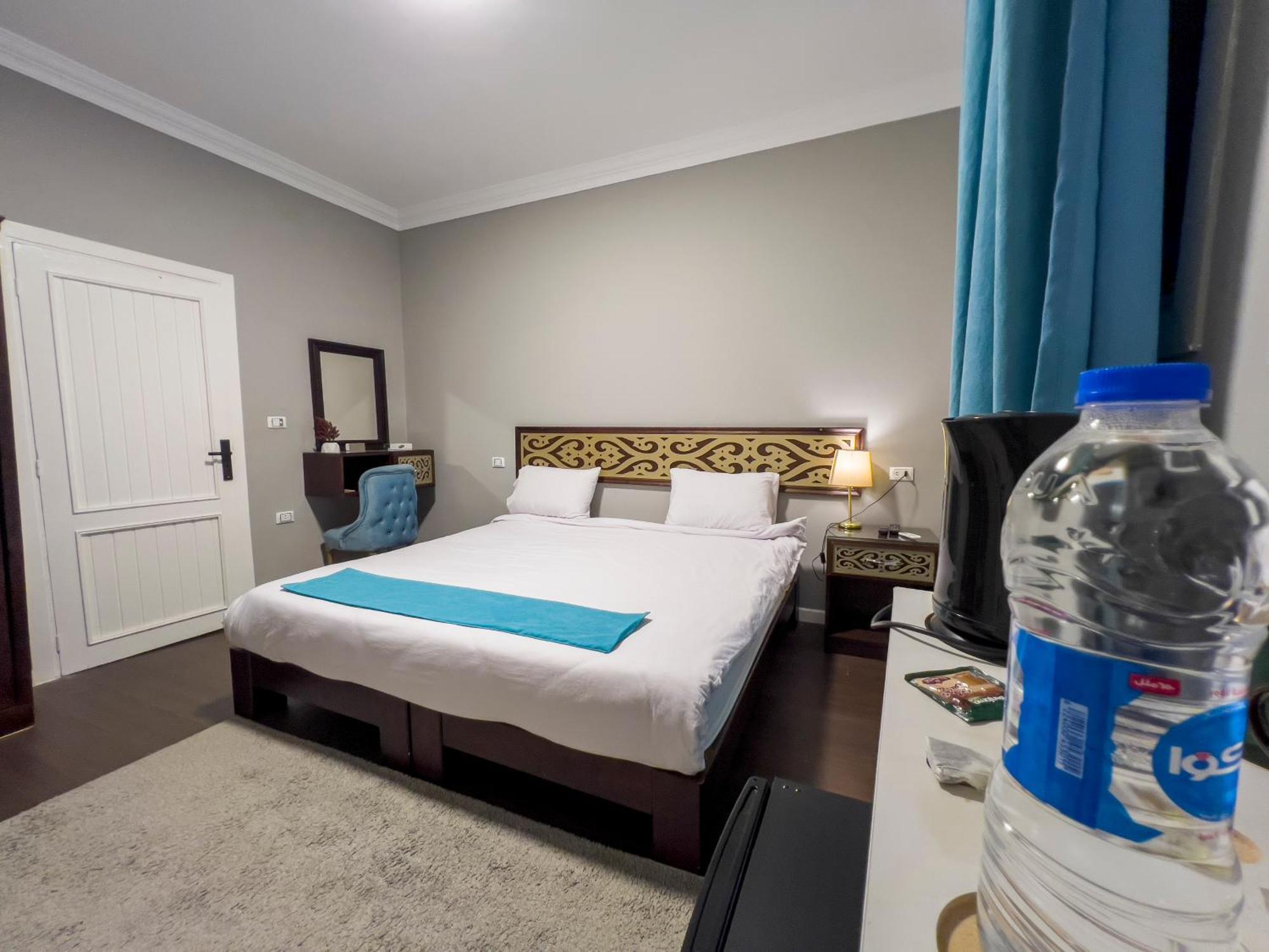 Pyramids Gate Hotel Kafrat al Jabal ภายนอก รูปภาพ